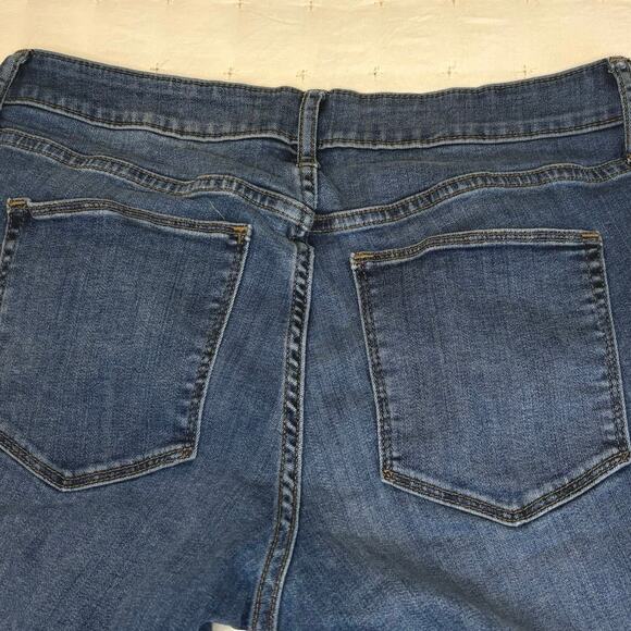 Gap 1969 Curvy Perfect Boot Jeans Women's 31R | Blue | Mid-Rise Raw Hem | EUC - Picture 4 of 9